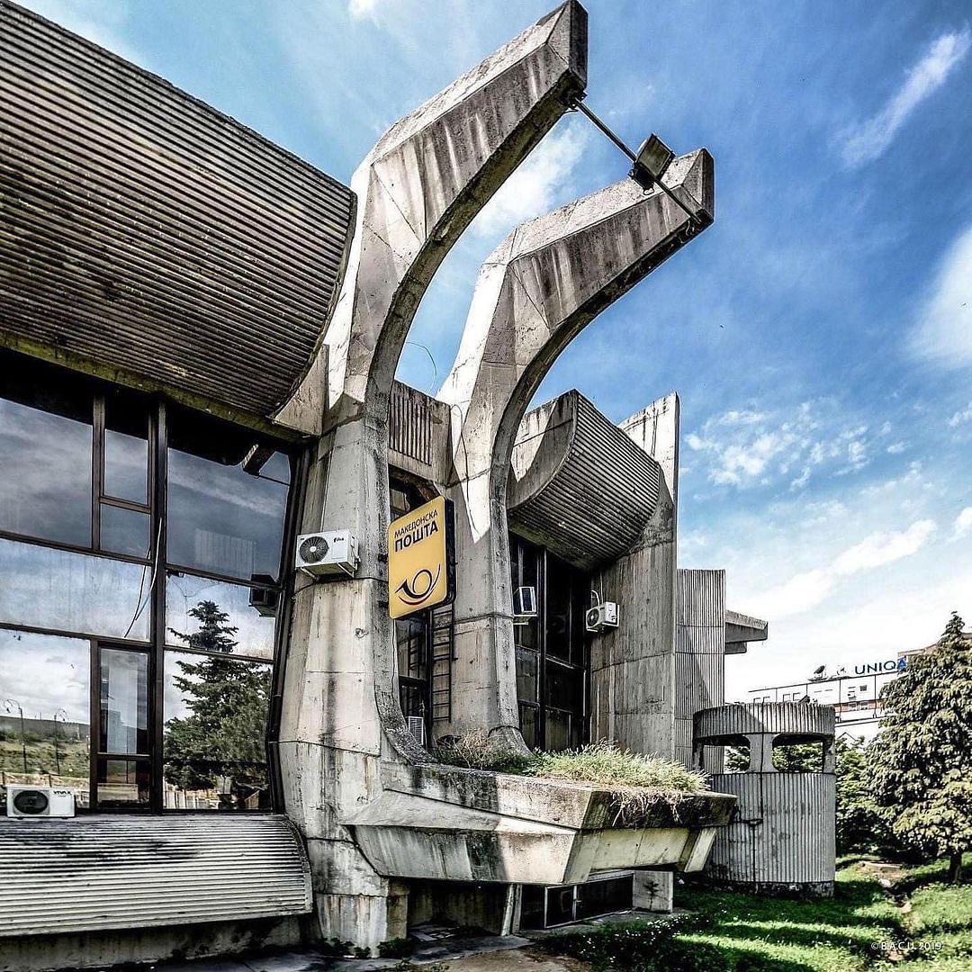 Dee_Floki's tweet photo. Brutalism in Macedonia https://t.co/0yBcueJsfr