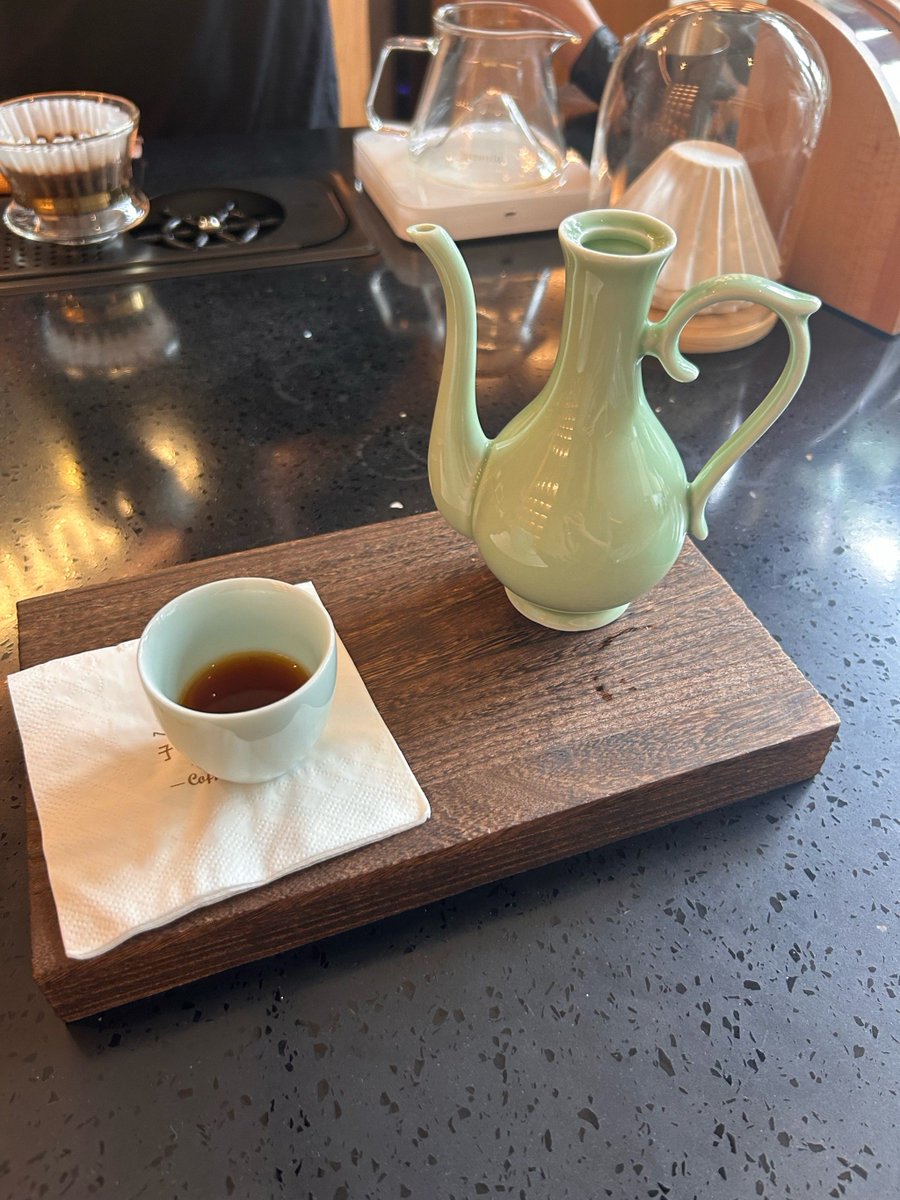 ha69sh's tweet photo. Just tried the new AI-powered café barista — ordered my usual latte in 2 seconds, perfect foam art, zero wait time. Game changer for my morning rush! https://t.co/Mljg0fdkgy