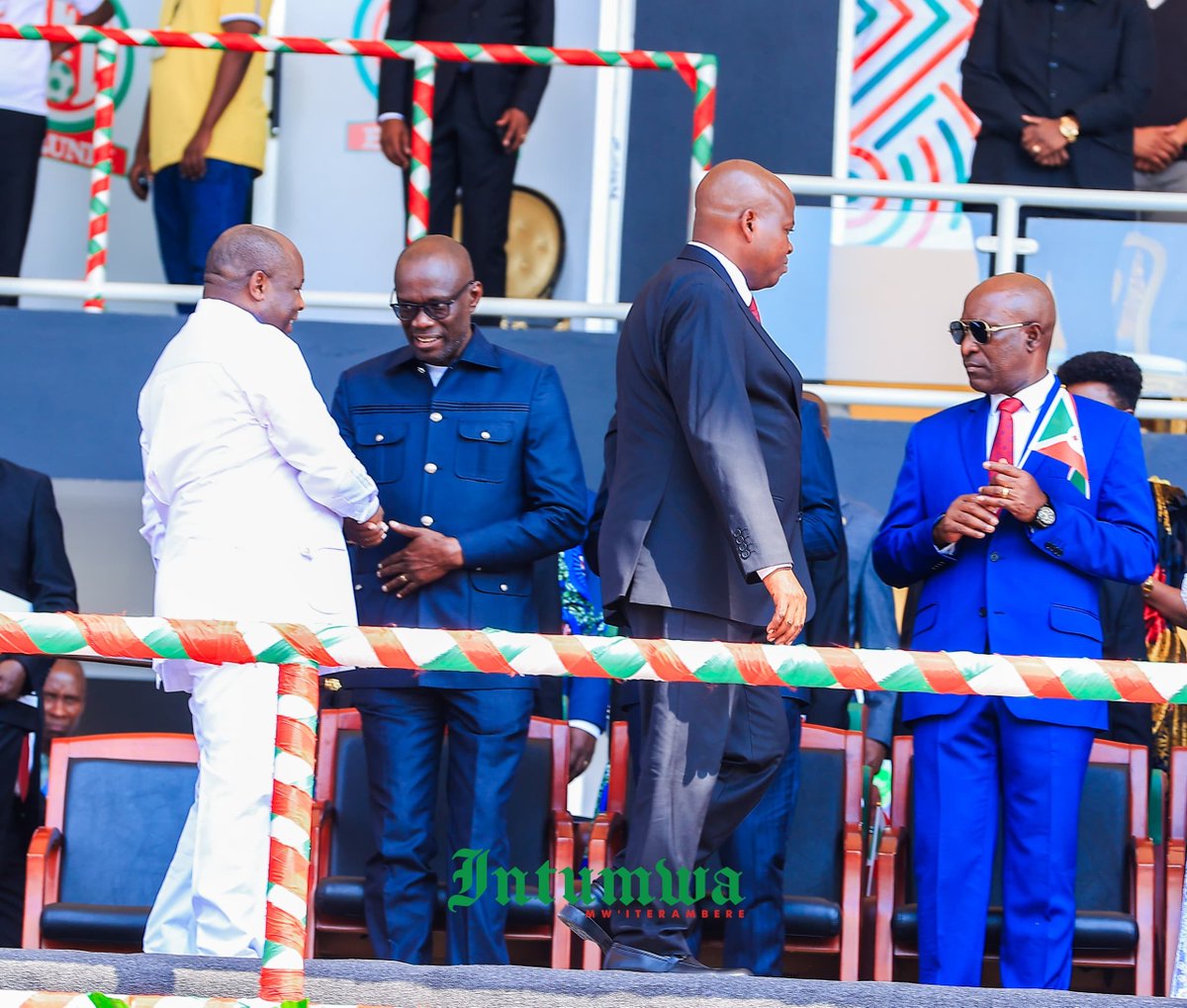 IntumwaNews's tweet photo. 🔴#Burundi: Le Président de la République du Burundi, également Commandant suprême des forces de défense et de sécurité, est arrivé au Stade Intwari où se déroulent les cérémonies marquant le 64ᵉ anniversaire de l'indépendance du Burundi.
Les festivités de cette journée historique sont célébrées sous le thème : « Tous ensemble, conquérons l'indépendance dans l'économie du pays. »