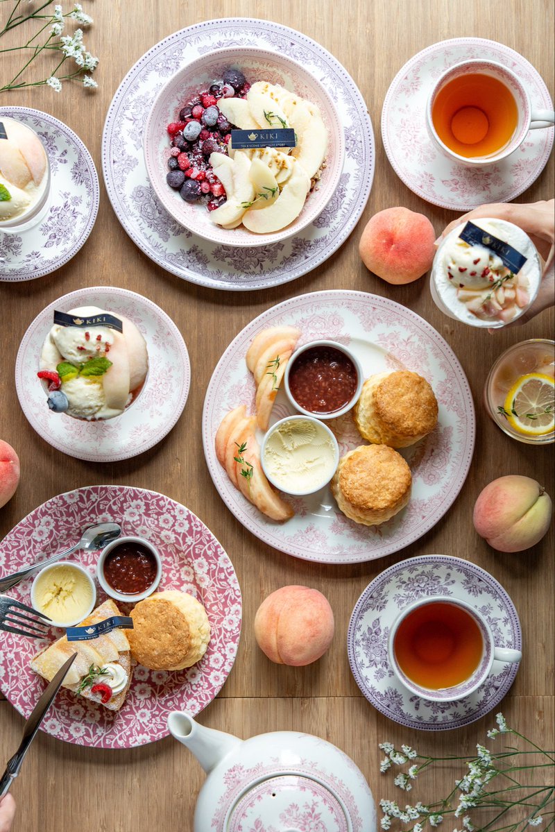 tearoomkiki's tweet photo. 《本日より Peach FAIR 2026 スタート》

7月1日(水)より
TEA ROOM KIKIおよび
エル��ールド系列店舗にて
Peach FAIR 2026を開催します

桃を贅沢に使用したメニューが
盛りだくさんです🍑

瑞々しい果実で
暑さも吹き飛ばして

※桃の生育状況により産地は予告なく変更となる場合がございます https://t.co/0Ww5wp3GDF