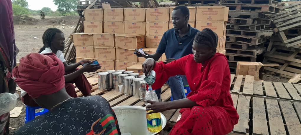 ZMilisic's tweet photo. This is just the beginning.

More than 40,000 refugees have arrived in Luak Dong/Tormorok alone, with an estimated 130,000 new arrivals across Gambela Region. 

We are scaling up support to ensure families fleeing conflict receive the assistance they urgently need. https://t.co/UyNjTHuxTH