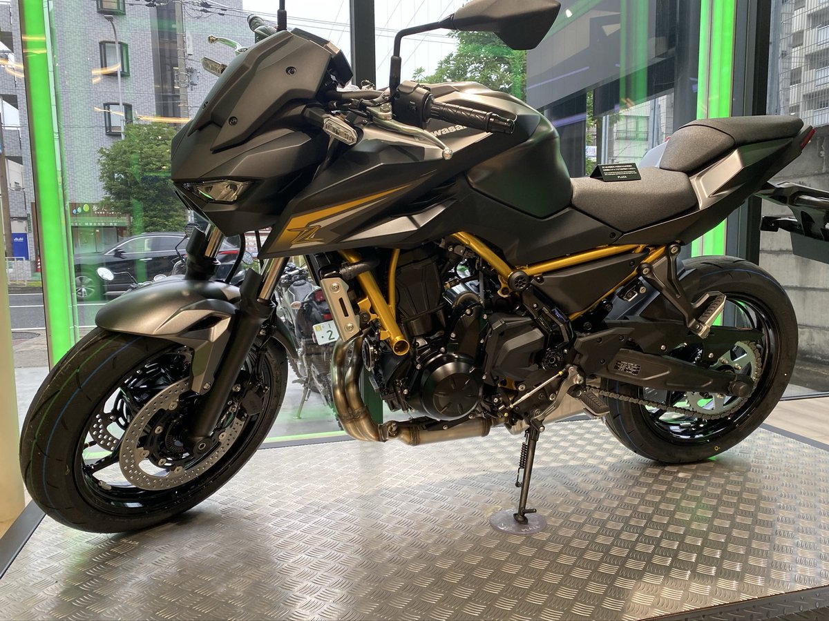 さらら@プロフィールをご確認ください！です。 新型Z650 S展示中】 皆様、こんにちは！ カワサキプラザ大阪鶴見です