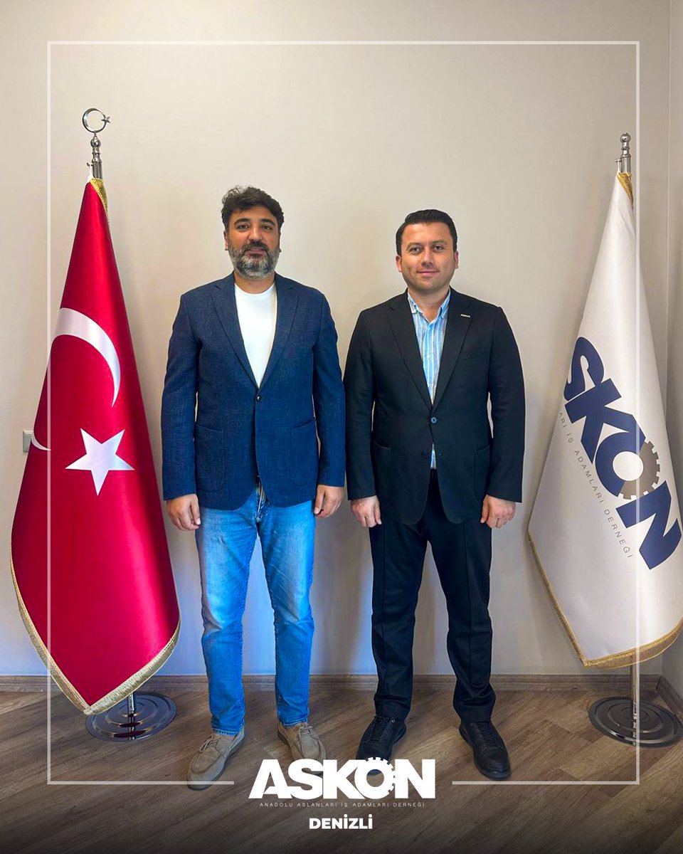 AskonDenizli20's tweet photo. Şube Başkanımız Uğur Küçük, ASKON Genel Sekreterimiz Fatih Furkan Akkaya ve Ege Bölge Başkanımız Arif Karakaya'yı ziyaret etti. 

Nazik misafirperverlikleri ve teşkilatımız üzerine gerçekleştirdikleri verimli istişareler için kendilerine teşekkür ederiz.

@orhanaydin 
@UgrKucuk https://t.co/BhwpXmqz40