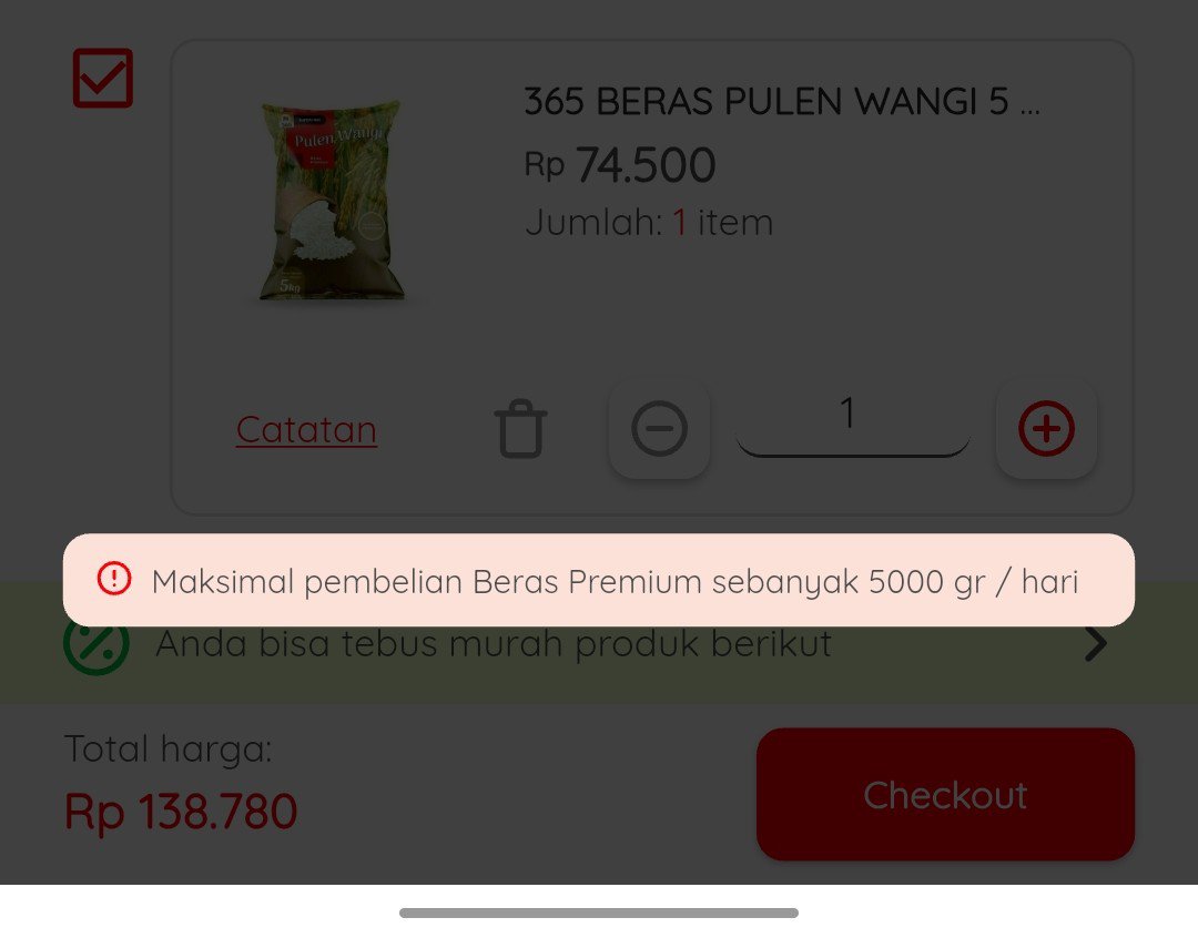 nidasalmara's tweet photo. Ini beras 5kg udah mah merk yg bagusnya pada kosong, giliran ada merk aneh2 dibatas 1 konsumen 1pc padahal mau beli buat 2 rumah maksudnya biar sekalian ongkirnya🥲 https://t.co/ojJwqvjtbR