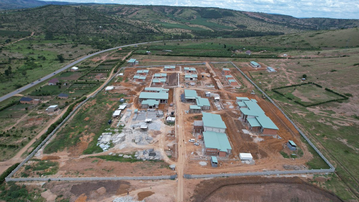 Avcp1_MAAIF's tweet photo. Progress tracking of our key infrastructure projects.
1. Animal disease diagnostic center - Sanga,Kiruhura District. 
@FrankTumwebazek 
@DrRwamiramaBK 
@DESIREtheFARMER https://t.co/5W8HwCojh2
