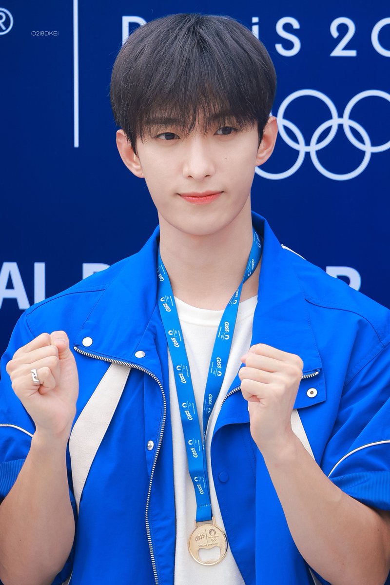 o2i8dkei's tweet photo. 240623 하반기도파이팅 .ᐟ.ᐟ #도겸 https://t.co/fXW6OA8tAW