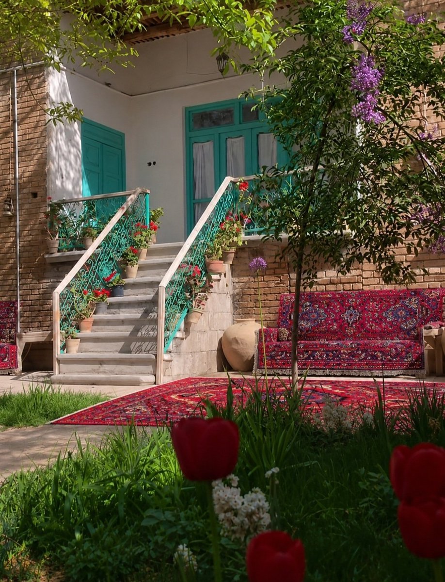 herseybitar's tweet photo. حذف حیاط بدترین انتخاب ما بود برای ادامه حیات https://t.co/fkXtMqqbyJ