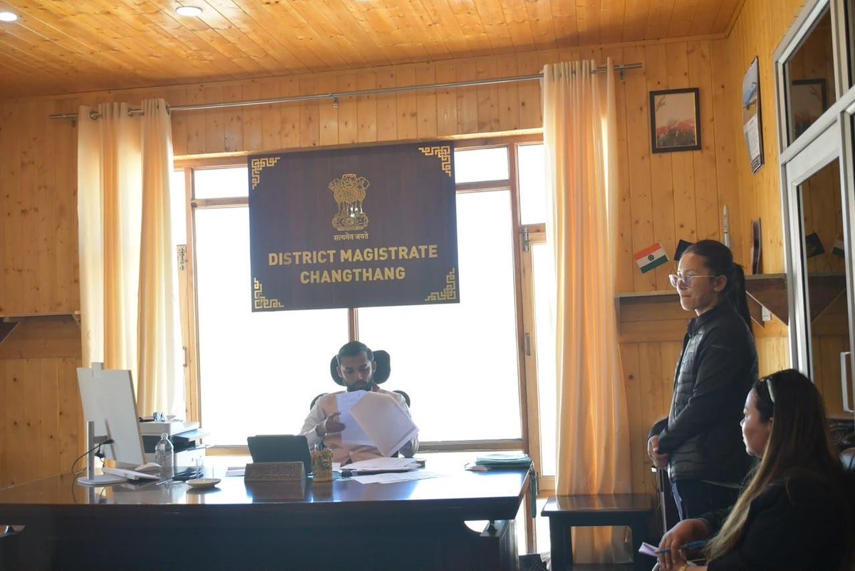 dio_leh's tweet photo. DC Changthang Chairs Meeting on Solid Waste Management and Single Use Plastic Ban Enforcement. Read more https://t.co/BhXbAqDVKu https://t.co/89h2hxJtO8