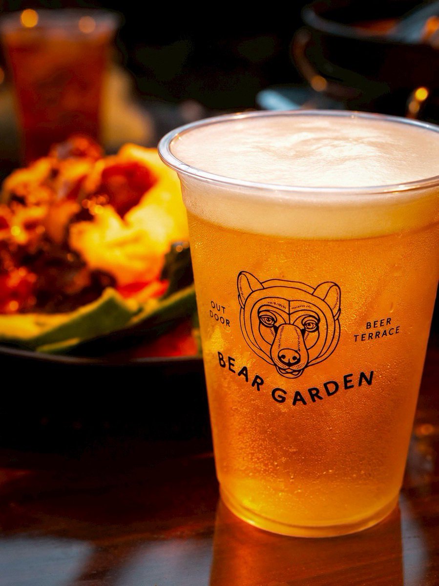 beargarden_spr's tweet photo. 夏は待つものじゃなくて、飛び込むもの。
ベアガでお待ちしております🍺

▪︎ Hours 
　17:00 - 26:00 
▪︎ Address 
　札幌市中央区南5条西3丁目8 
　N・グランデビル 3F 中庭テラス 
▪︎ TEL 
　050-3174-3091 https://t.co/N5ni2lJFBi