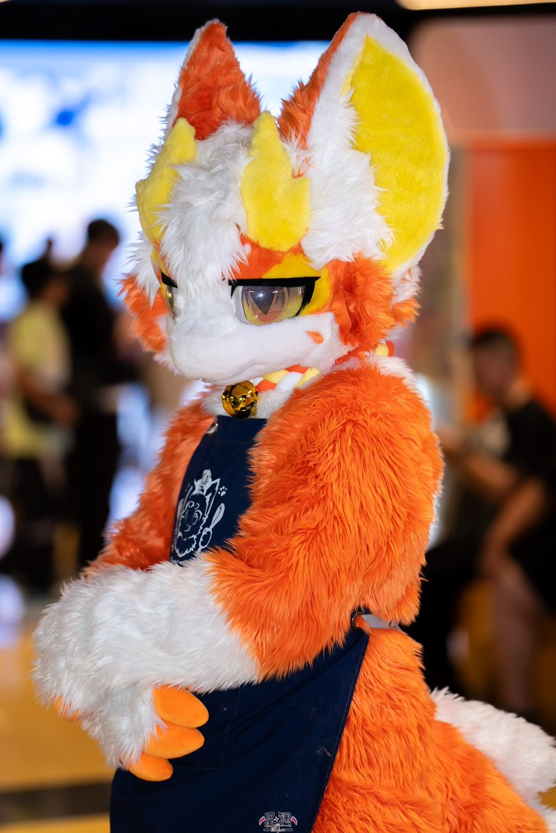 NKL114514's tweet photo. 体态管理依旧在线（ https://t.co/Iceihl39YS