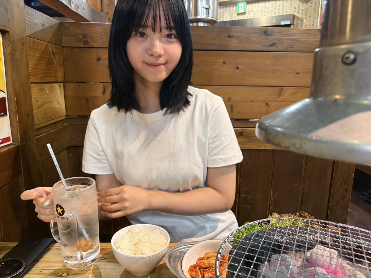 momoinoue99's tweet photo. 夏は焼肉🥓🍚 https://t.co/an0aSytsV7