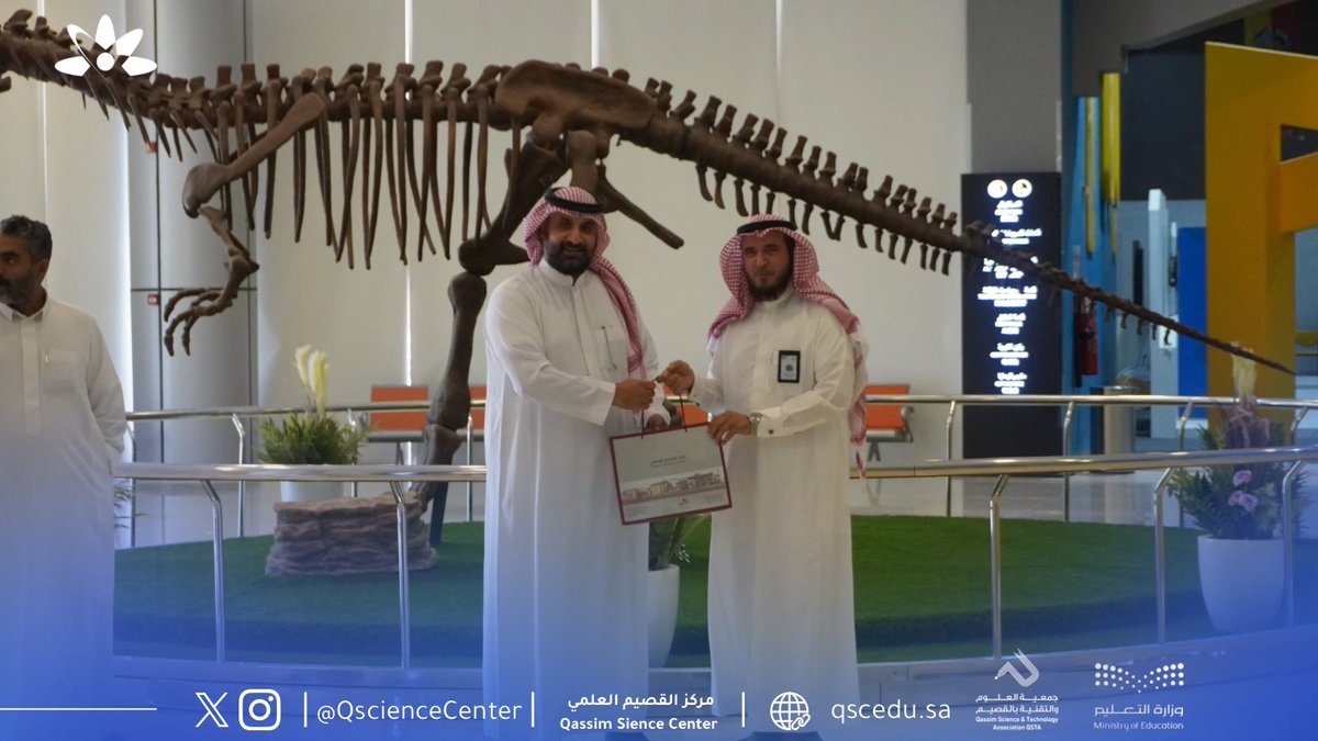 QscienceCenter's tweet photo. سعدنا باستقبال وفد من شركة دفاع المتحدة في مركز القصيم العلمي، حيث اطّلعوا على مرافق المركز وبرامجه، وتعرّفوا على ما يقدمه من أنشطة تسهم في نشر الثقافة العلمية، وتعزيز الابتكار، وإلهام الأجيال.
كما شكّلت الزيارة فرصة لتعزيز أوجه الشراكة والتعاون، بما يسهم في دعم المبادرات النوعية وتحقيق أثر مجتمعي مستدام.