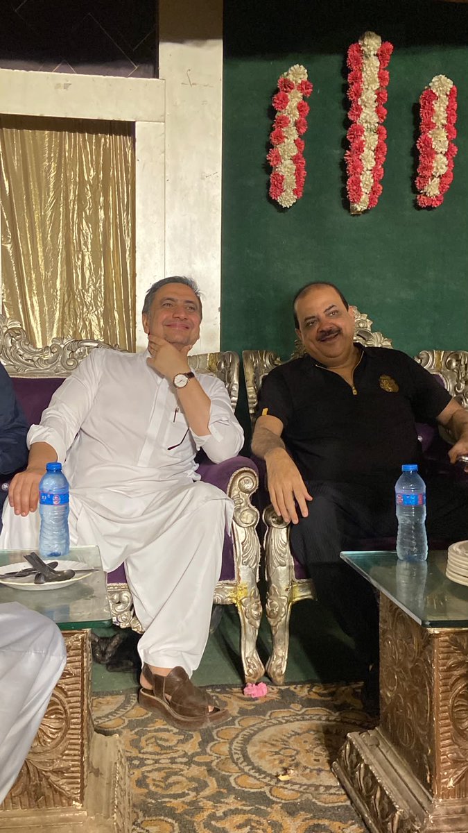 tehzeeb_balochh's tweet photo. #Latifabaf
#Ps_63
صدر پاکستان پیپلز پارٹی ضلع حیدرآباد و رکن قومی اسمبلی NA-218، سید حسین طارق شاہ جاموٹ، اور پاکستان پیپلز پارٹی ضلع حیدرآباد کے جنرل سیکریٹری و این اے-220 کے ٹکٹ ہولڈر وسیم راجپوت نے سید خاور حسین جعفری، جنرل سیکریٹری پاکستان پیپلز پارٹی پی وائی او لطیف https://t.co/TzNip7rP1d