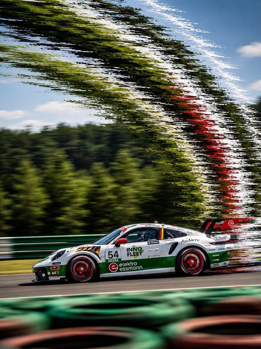 team75bernhard's tweet photo. 𝗡𝗼𝗿𝗶𝘀𝗿𝗶𝗻𝗴 𝘀𝗰𝗵𝗲𝗱𝘂𝗹𝗲 
with a little trend twist 👀

Friday 
// 10:15 - 11:15 Free Practice 
// 15:10 - 15:48 Qualifying 

Saturday 
// 11:20 - 11:50 Race 1 

Sunday 
// 11:25 - 11:55 Race 2 

#Team75Bernhard #Motorsport
@Porsche @CarreraCupDE
#PSCCD #Porsche https://t.co/Qw5vJ2gl1r