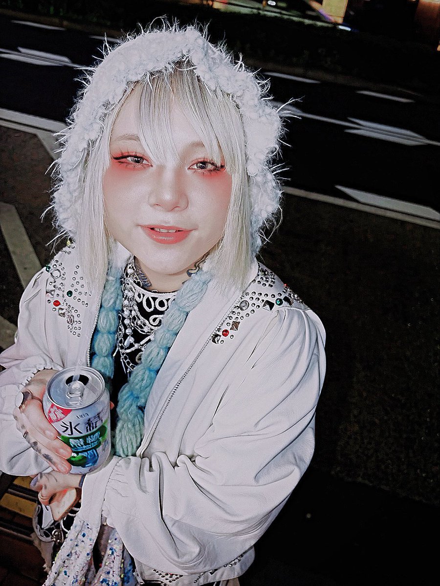 0311asaki's tweet photo. https://t.co/X3KQCYYTFA https://t.co/jlB0Ee8uBR