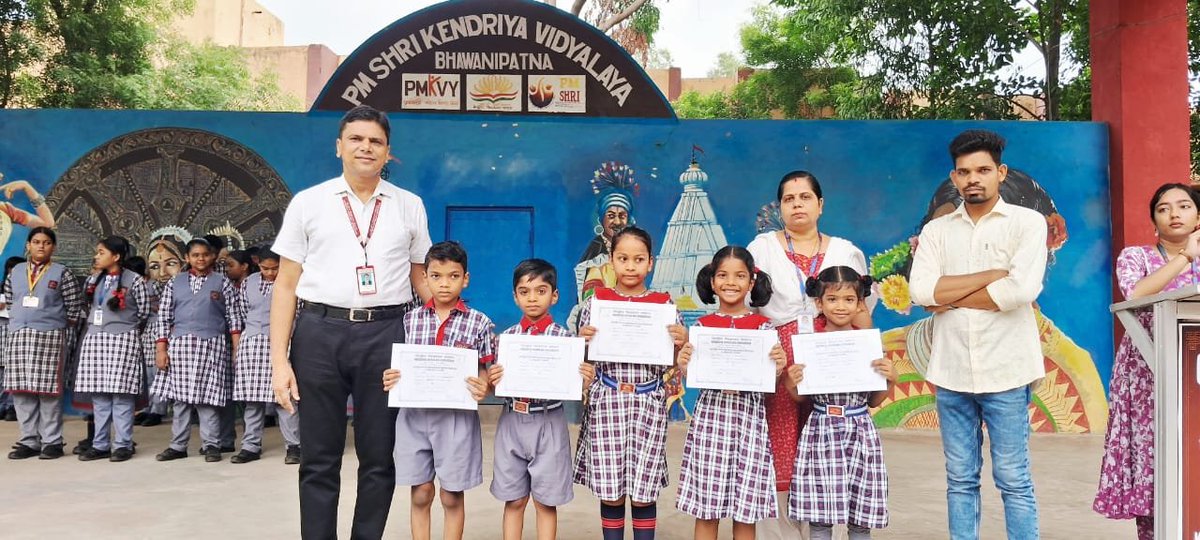 KVBHAWANIPATNA's tweet photo. Classroom Award June 2026
PM SHRI KV Bhawanipatna 
#kvs #nep2020 #classroomaward 
@BbsrRo https://t.co/BrBwjyN1lZ