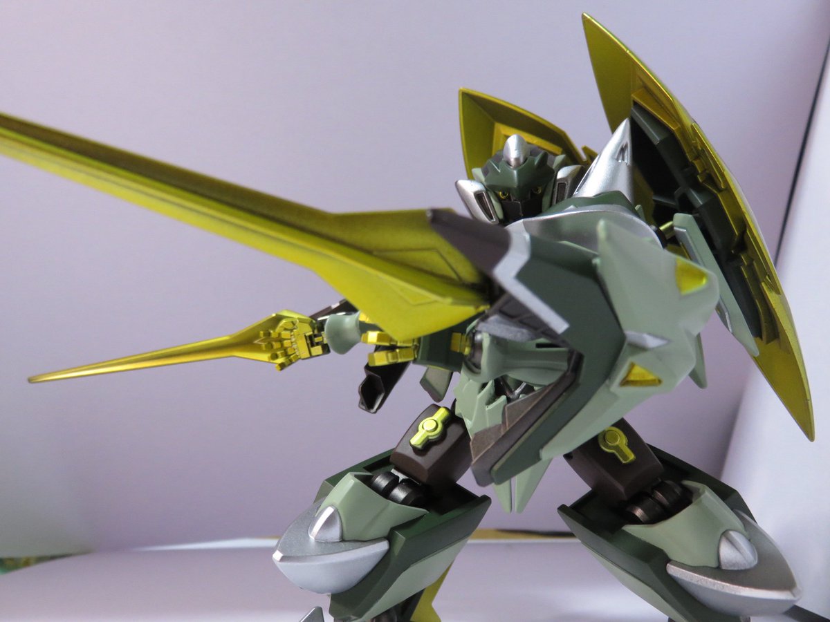 FBpHWEyWPP8717's tweet photo. 家にあった画用紙でそれっぽく撮れた

#ダンボール戦機
#LBX https://t.co/hogSg41FQN
