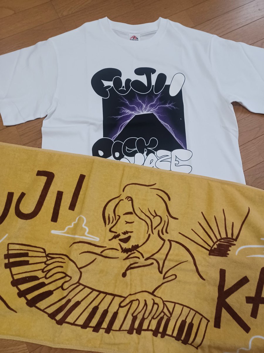 Jaime3721k's tweet photo. フジロック、風さんコラボグッズ届いた～🎵1ヶ月きって、いよいよこれからだな～とワクワクしてます😊
今日はSuchmosと対バン、盛り上がるね～🕺 https://t.co/wWPGy8TppD