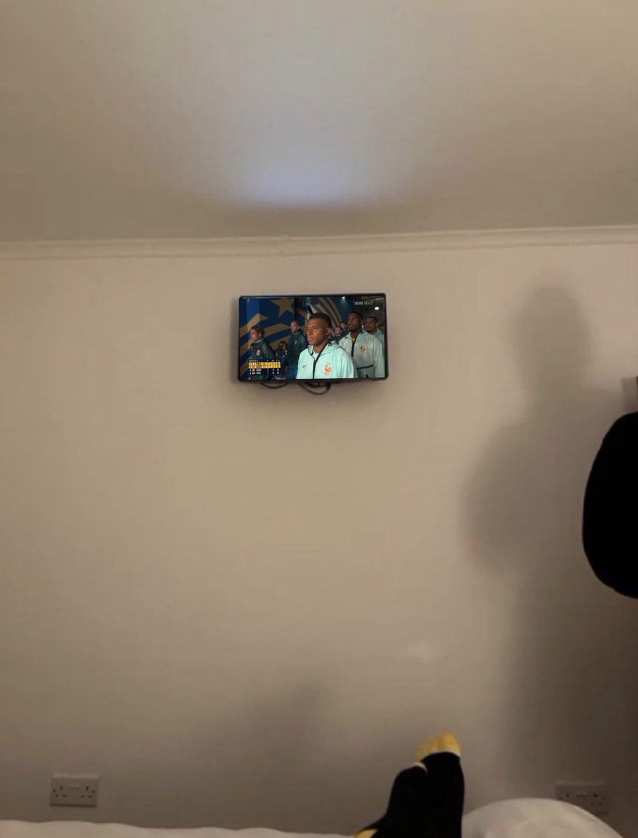 e7i25t's tweet photo. Mbappe highlights https://t.co/5dTlzeIcA1