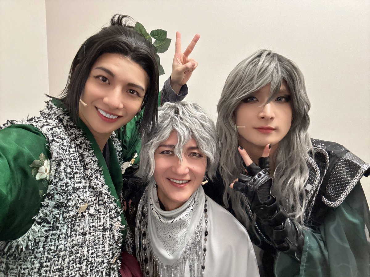 taisei_1966's tweet photo. 舞台『鬼神の影法師』
〜相縁輪廻篇〜
全公演終了しました！
ご来場の皆様、応援くださった皆様に心から感謝申し上げます。
客席の笑顔に救われ、無事完走できました。
また必ずお会いしましょう。
しばしのお別れ
『ありがとな…👋』
国明より。
#鬼神の影法師 https://t.co/z52dI2dr85