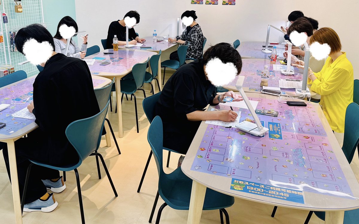 社員研修の様子です❣️?✨ スタッフみんな真剣に取り組んでいますっ 