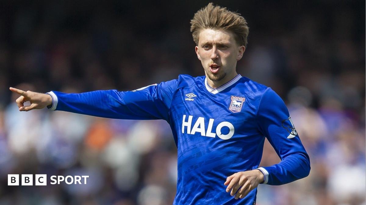 BoAnalystSports's tweet photo. 💥 Neil Wants To Meet 'expectation' After Joining Rangers

Dan Neil Expects "a Very Similar Feeling" Of Trying To Meeting Expectations After Joining Rangers From Sunderland On A Three-year Deal. England Under-20 Cap Neil, 24, Departs The Black Cats After Eight Years And Spent The Latter Half Of Last Season On Loan At Ipswich Town.

As Well As Recruiting New Manager Derek McInnes From Hearts, Rangers Have Also Signed Defenders Ben Godfrey And Ross McCrorie, Forward Lawrence Shankland And Goalkeeper Ivor Pandur This Summer. 🏅

#Sports #BoAnalyst #SportNews