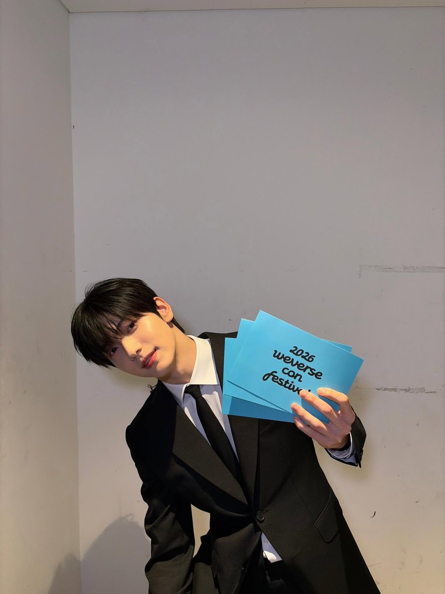 twelve05cm's tweet photo. my weverse con 2026 soobin 🥹🥹🥹🥹 https://t.co/Hzu77BUfUG