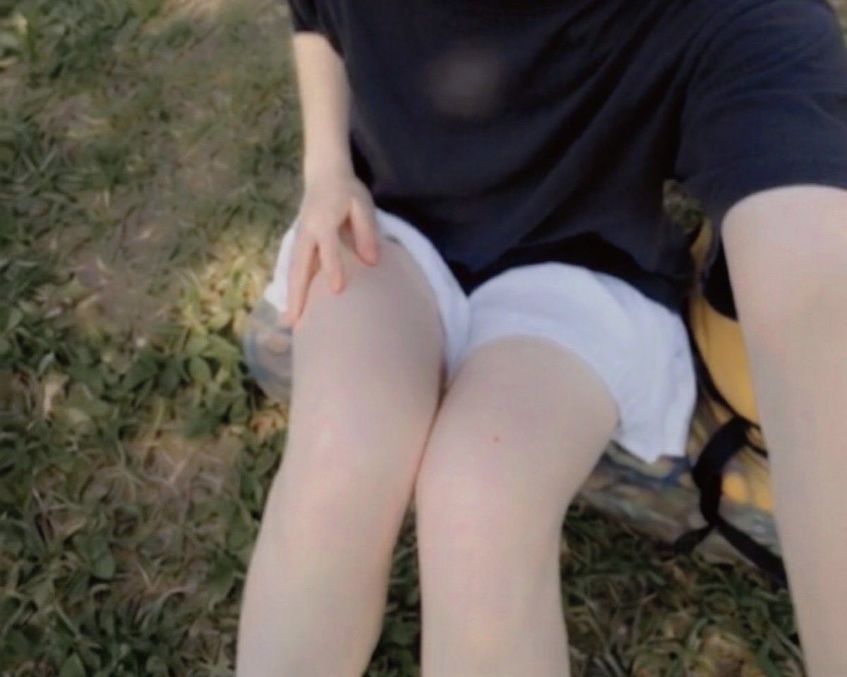 sopxaa_'s tweet photo. Bisschen outdoor content für euch🍃🌿💞 https://t.co/QoMgiWP05w