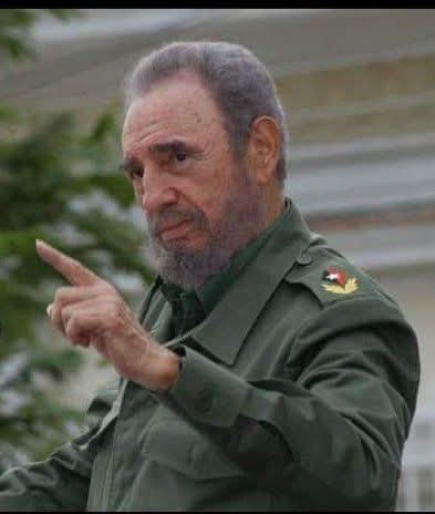 PescaEPIVILA's tweet photo. #FidelPorSiempre:"Hay que salvar la Patria, hay que salvar la Revolución, hay que salvar las conquistas del socialismo, hay que conservar la independencia y hay que mantener nuestro derecho al futuro". #LatiendoConFidel https://t.co/7rRZdL8aEV