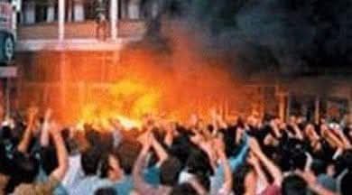 BelliYuksel's tweet photo. Sivas katliamında yaşamlarını yiteren canlar sizi unutmadık unutmayacağız. https://t.co/vZipCYeuzY