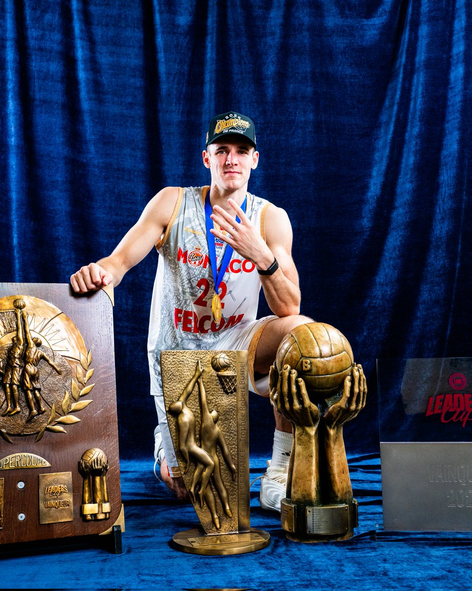 ASMonaco_Basket's tweet photo. Perfect teammate, toughest warrior, leader by example and inspirational ❤️‍🔥

🪖 Thank for your service Terry 🫡

#RocaTeam #DagheMunegu https://t.co/QwnR4Ktt2n