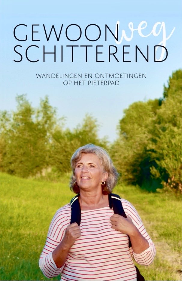 LirianLeest's tweet photo. 📘 Gewoonweg Schitterend
Anne-Marie Kruiper wandelde (na de Franse & Portugese camino naar Santiago) tijdens coronatijd vanuit het noorden naar het zuiden van Nederland, de 500 km lange wandeltocht van het Pieterpad. Al lezend wandel je met haar mee 🥾
#LirianLeest #luistert 🎧 https://t.co/JUhc5iN7RZ