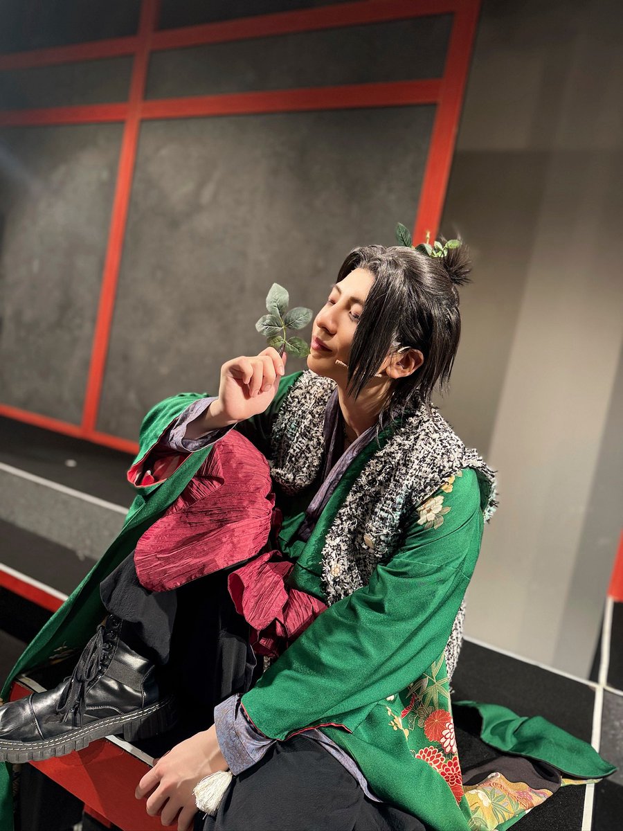 Yoshun_Kyoyama's tweet photo. 『鬼神の影法師』-相縁輪廻篇-
ご来場ありがとうございました。

本日の公演をもって無事に終演しました。

安倍寛弥として全18公演全力で生きることができて幸せでした。

ありがとうございました。

🌿 https://t.co/pQZVP5ylxk