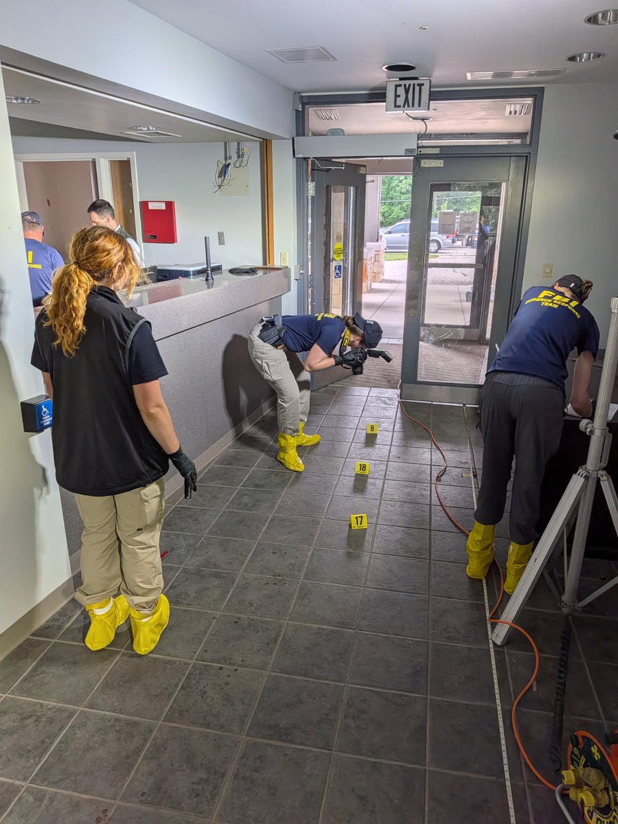 FBIIndianapolis's tweet photo. Our Evidence Response Team (ERT) - made up of FBI special agents and professional staff - recently trained with our partners at NSWC Crane in a hands-on field exercise designed to strengthen the skills needed to document, collect, preserve, and process evidence in complex environments.

Thank you to our partners at NSWC Crane and the bomb technicians who helped make this training a success. Together, we're ready to respond when it matters most. #MissionReady #StrongerTogether #FBIIndianapolis