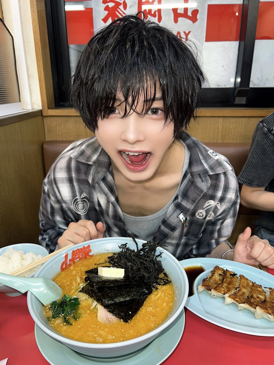 daichi_Dxu's tweet photo. 山岡家にドカ食いキッズ参上‼️‼️(17)👉🤩👈 https://t.co/7JlGqAaot9