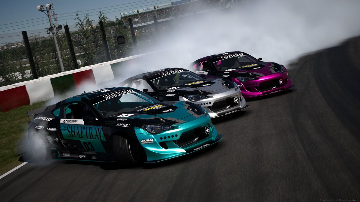 TeamSHAFTRAY's tweet photo. Three man tandem drift https://t.co/AkTKijbOtE