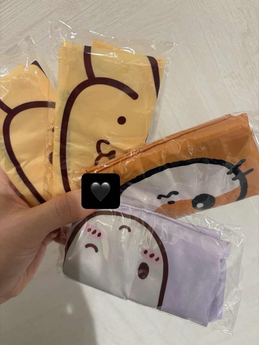 j___nxx's tweet photo. Sanrio houseサンリオハウス エコバッグ ガチャ 交換

【譲】プリン2、コロコロクリリン、マロンクリーム
【求】キティ（茶）、ポチャッコ、定価

明日（7/2 18時半）以降、梅田現地にて直接希望
お譲りのみも可能です。お気軽にお声がけください。 https://t.co/ZAEM3aOQbL