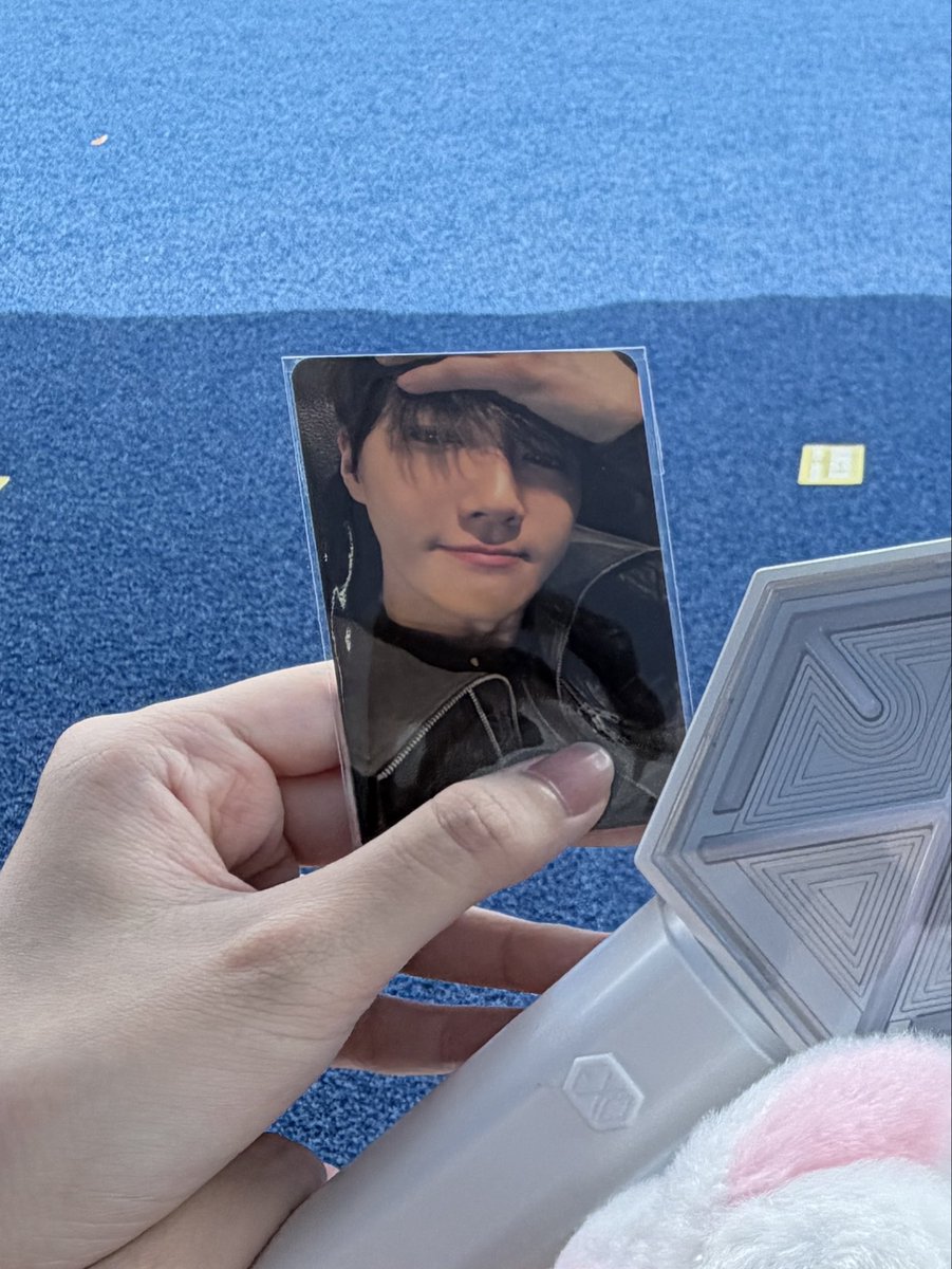 JzeusW2's tweet photo. WTT/WTS/WTB 🇲🇾 EXO photocard

Have: Kyungsoo forehead
Want: Suho kl benefit 

Priority trade🥹🙏anyoneeeee 😭😭 #pasarexomy #pasarexo #exoinmy #exoinkl @pasar_EXO https://t.co/DFnjGXIywS
