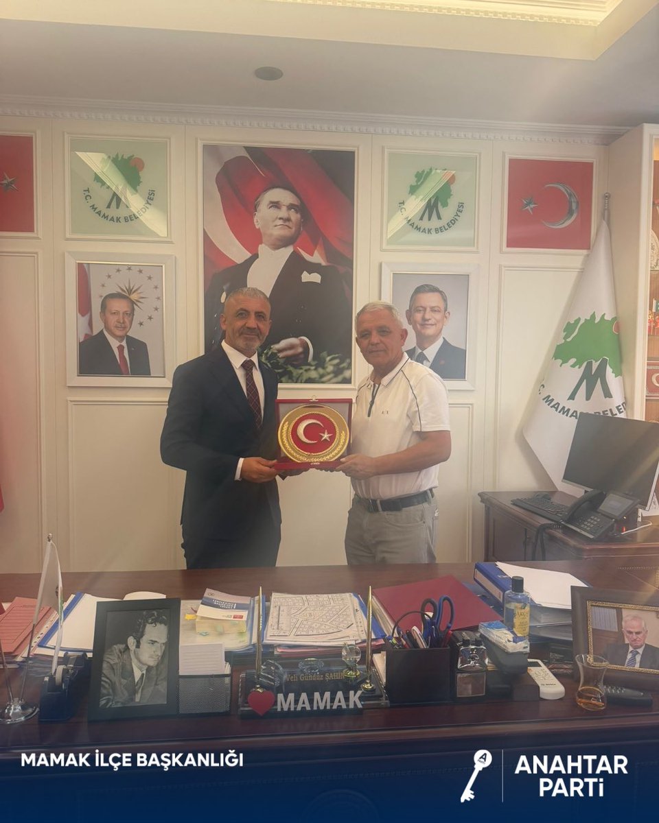 mamakaparti's tweet photo. Ankara İl Başkan Yardımcılarımız, İlçe Başkanımız Sayın Cihan Uygur ve kıymetli yönetim kurulu üyelerimiz ile birlikte Mamak Belediye Başkanımız Sayın Veli Gündüz Şahin’i makamında ziyaret ettik. https://t.co/8GMH00L1sk