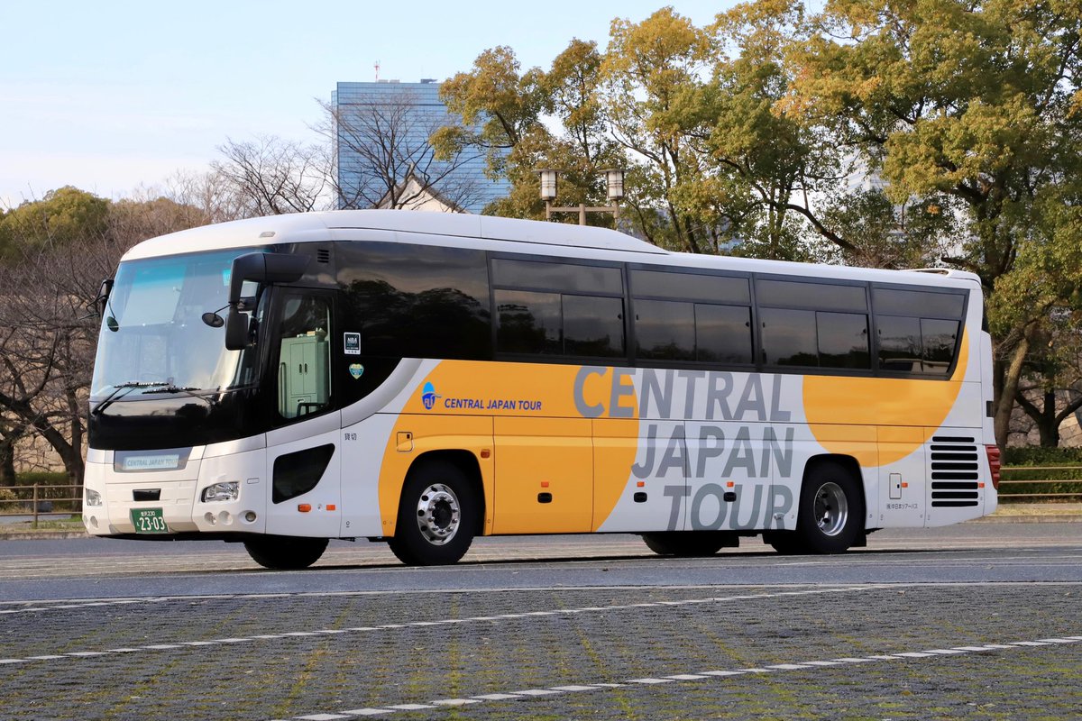 株式会社 中日本ツアーバス いすゞ自動車 ガーラ HD QTG-RU1ASCJ 金沢