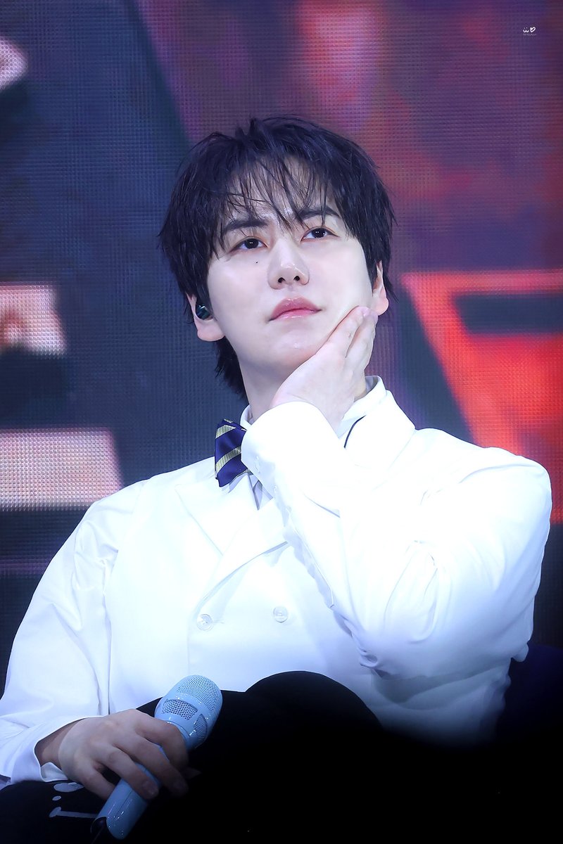 KYUpiter_w's tweet photo. [HD] 260628 KYUHYUN 20th Anniversary Fanmeeting <HOTEL 203> in Taipei - Day2

규지배인🏨

#KYUHYUN #규현 
#キュヒョン #圭賢 https://t.co/TqeapVufln
