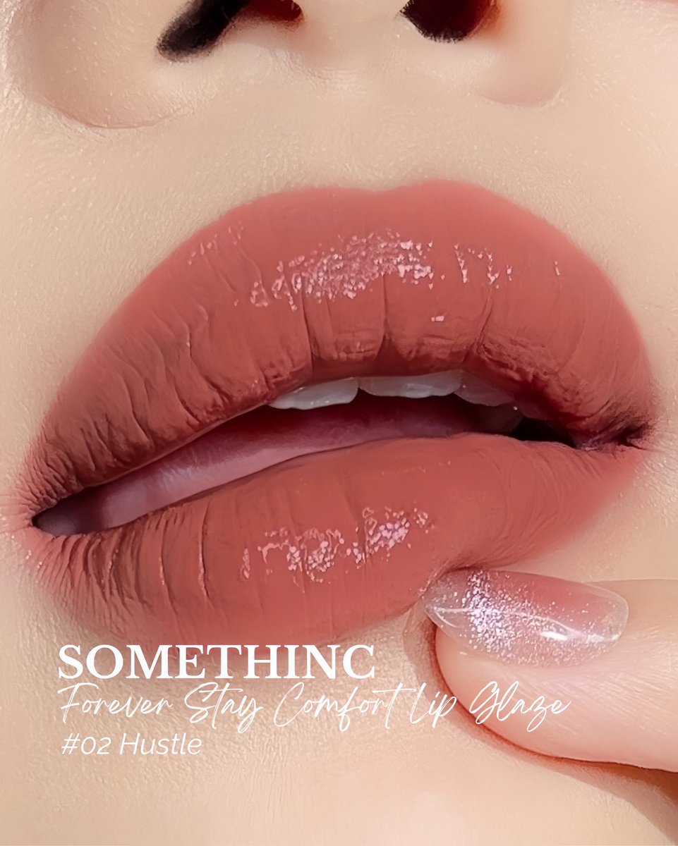 bulbulkun's tweet photo. In case you’re wondering if Somethinc Lip Glaze is worth it… trust me, it’s worth every bit!!✨

Di aku, warnanya bener-bener sama kaya yang di katalog!!♥️

ON ME                                  ON CATALOG https://t.co/I1ZgoUe8yW