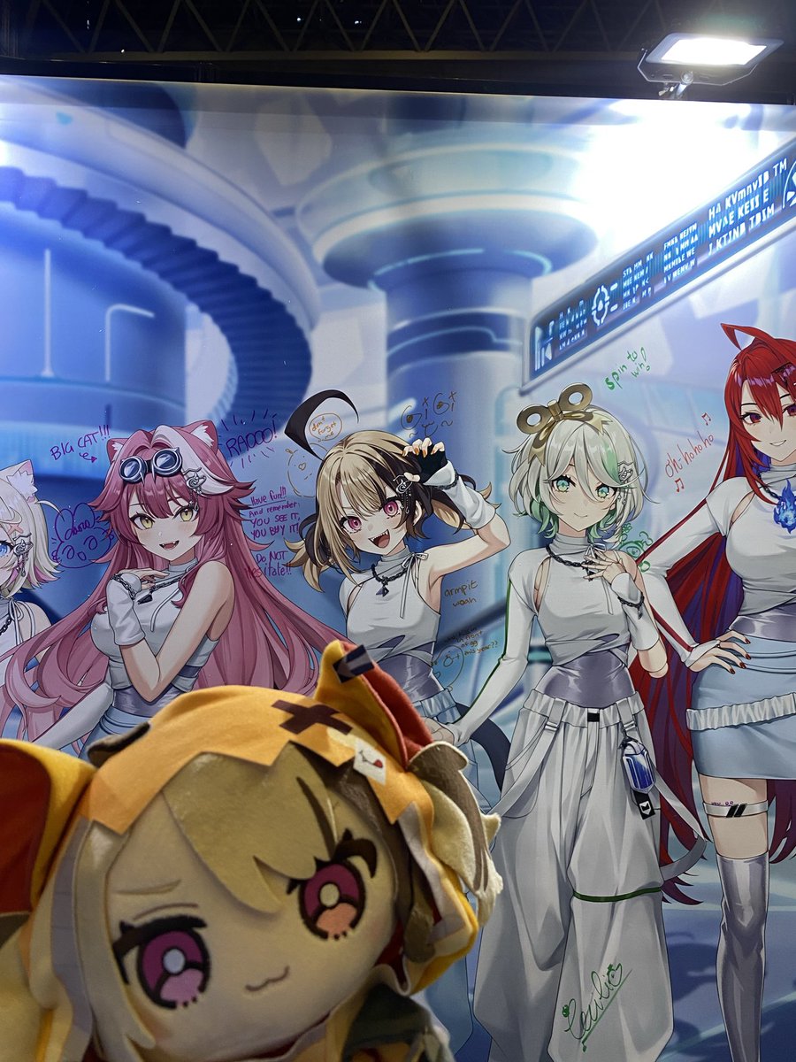 Muya_o7's tweet photo. @hololive_En i wish i could've gone to LA too, kinda sad about it🥲
but i'll be supporting gigi, ina, biboo, zeta and holoEN through SPWN!💜🧡🩶 https://t.co/mPNgQkRl8U