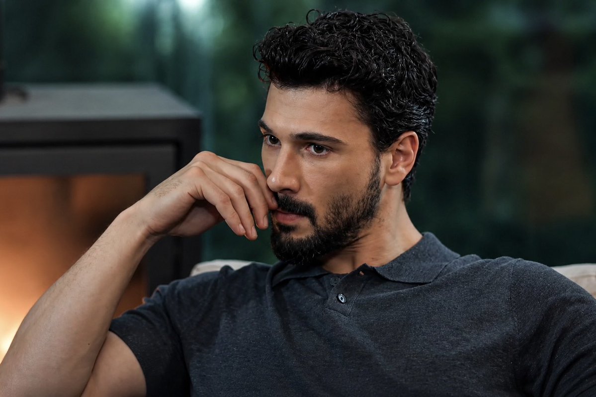 aslana_forever's tweet photo. Now that #DenizCanAktaş is back u all alive maybe posts from box, maybe his relationship not real, u can show how u were impartial and saints, also his bday this month, hadi gain some fws/likes tweet some efits of how big fans of him u are when suits you. U don't deserve DCA🤍🧿 https://t.co/0nb7FRESWZ