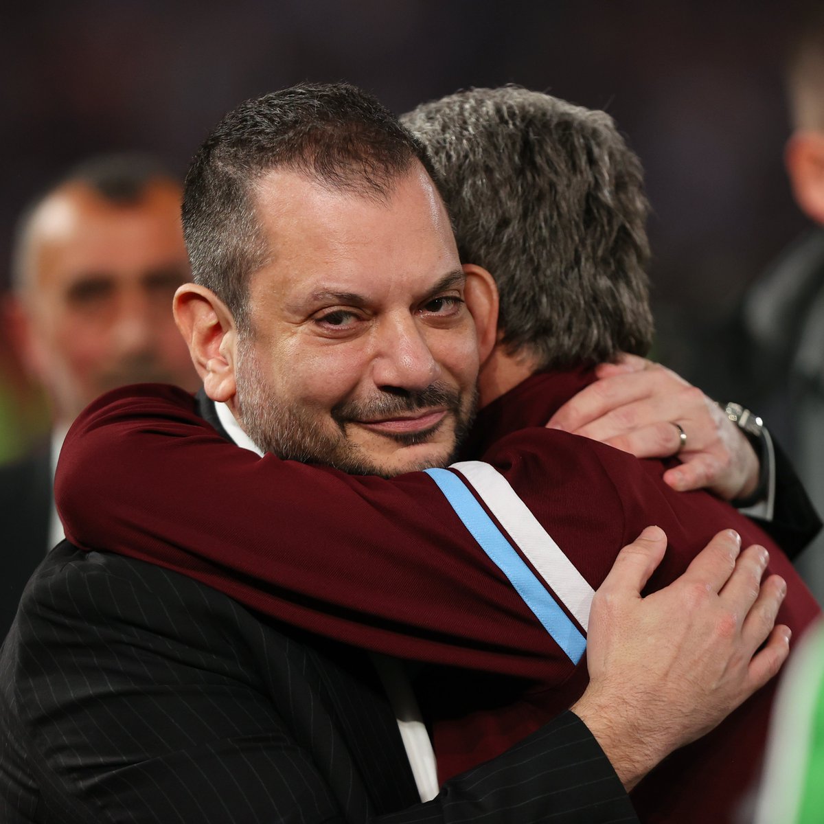 demarkesports's tweet photo. Trabzonspor, 1 Temmuz itibarıyla 8 transferi bitirdi.

🔸 Samet Akaydin
🔸 Thierry Karadeniz
🔸 Melih Kabasakal
🔸 Metehan Mimaroğlu
🔸 Noah Saviolo
🔸 Ruslan Malinovskyi 
🔸 Sidny Lopes Cabral
🔸 Ernest Muçi https://t.co/zkZhGUzIrk
