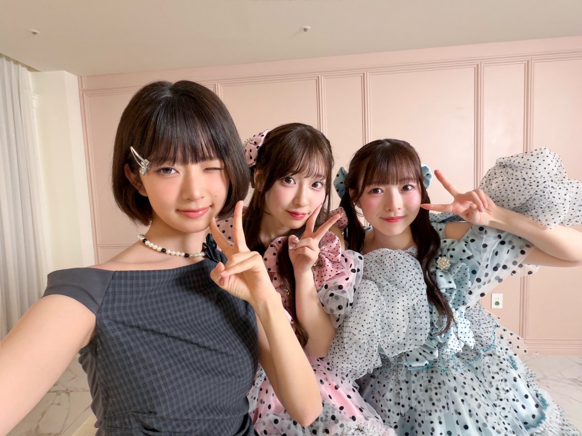 FORSUNREIS's tweet photo. next follow rei is with cutie street's haruka &amp; miyu 🩷🩵 https://t.co/Hotarsp1rn