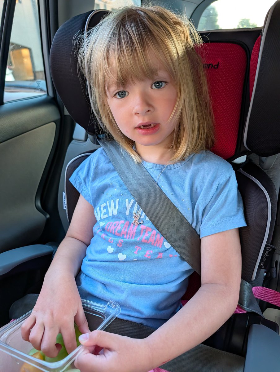 AmieJSmyth's tweet photo. Headed home! But first a quick stop to Tim's uncle's. https://t.co/3V7Hi6yh8e