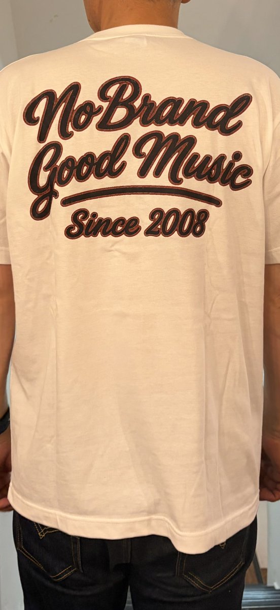muzirusidesu's tweet photo. 無印良音 NO BRAND GOOD MUSIC
新オリジナルTシャツができました！！
無印良音らしく、シンプルなデザインにしました🔥

7/12地下流出LIVEより販売開始！！
１発目の入荷は数が少な目🙏
DMやリプにて取り置きもさせていただきます！是非、これを着てLIVEを楽しんで下さいな☝️ 
https://t.co/xZ20k2wUEt https://t.co/yvfqKTbiih