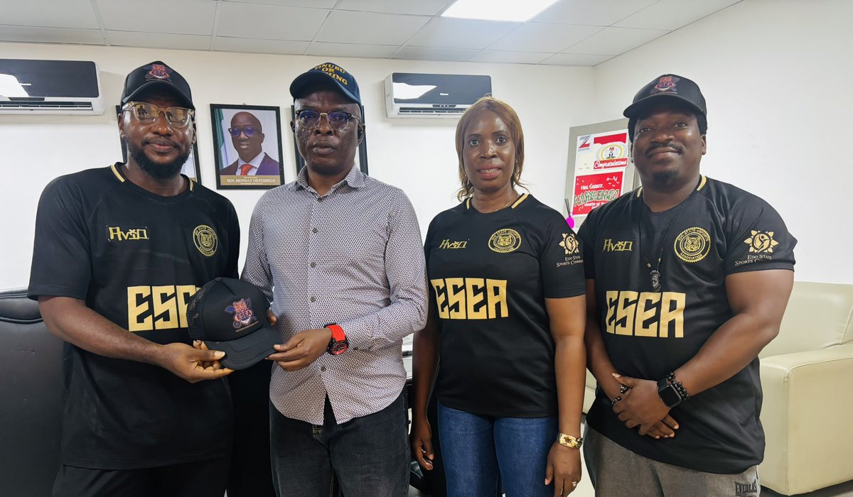 Esports_Edo's tweet photo. A productive meeting with Hon. Charity Uyimwen Amayaenvbo, Honourable Commissioner for Youth Affairs, Edo State, on advancing youth engagement through the Bronze Series Esports Championship.

Grateful for the warm reception and valuable discussions. More to come. 🎮🤝 https://t.co/dpvRtjSBTO