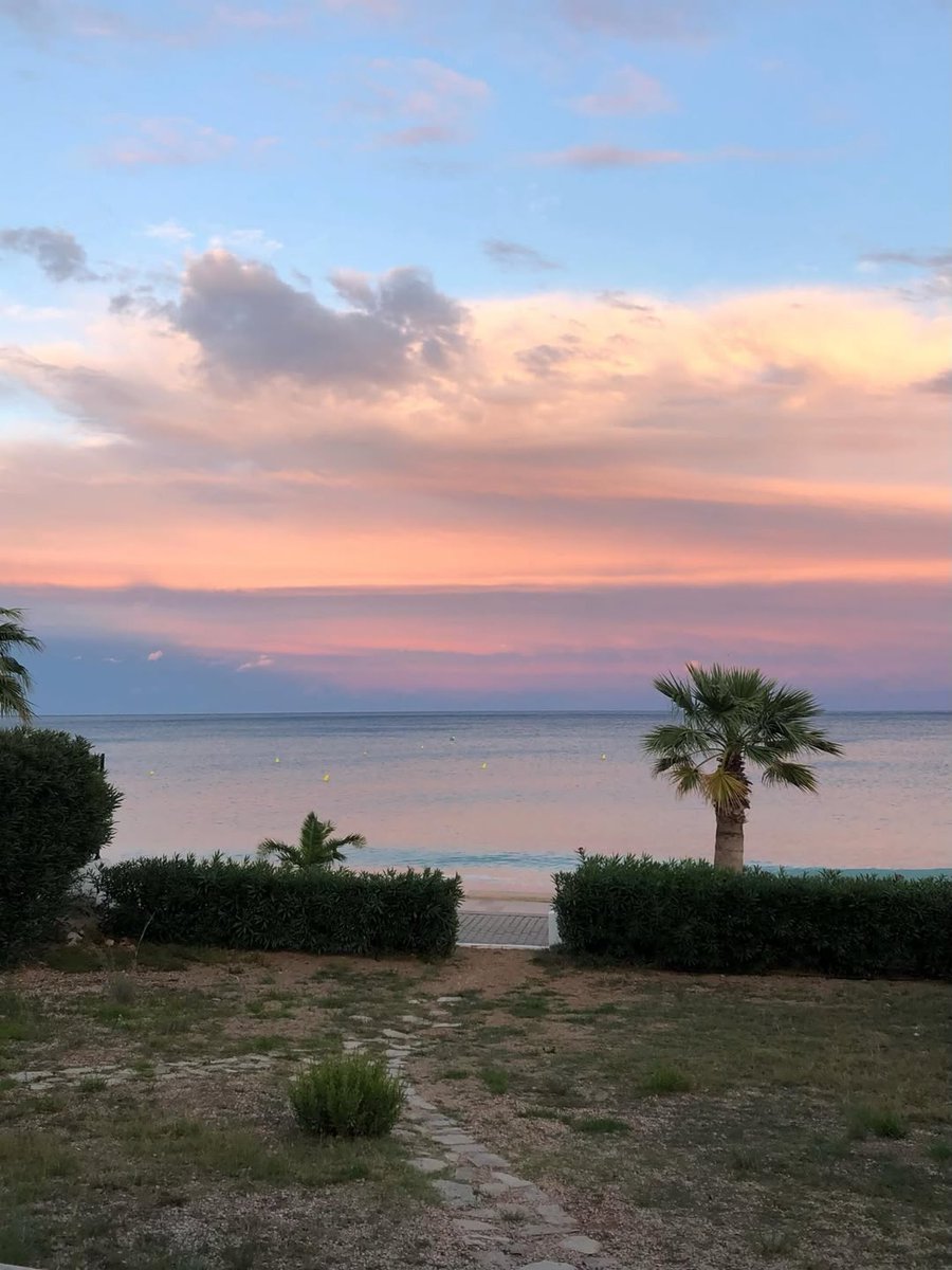 Mar_i_Muntanya's tweet photo. L’Almadrava i el mar… tots els camins ens hi porten‼️ Fotos a Instagram: @hotelllorca
#hospitaletdelinfant #almadrava #costadaurada #catalunyaexperience #marimuntanya https://t.co/rdQcPTkydh
